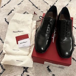 🖤 Salvatore Ferragamo Alredo Black Lace Up Dress Shoe - Mens Size 9